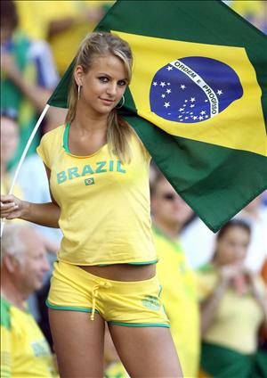 ブラジルは美女が多い ブラジル女性の魅力に迫ります Whynot 国際交流パーティー 大阪 東京 京都 神戸 外国人と友達になろう